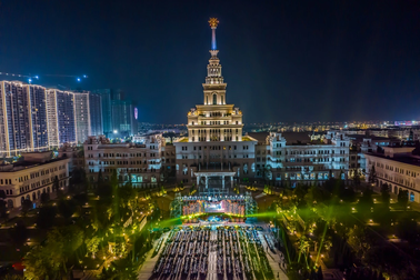 Sự kiện "Cảm hứng sống kiệt tác" của Masteri Waterfront thu hút hàng nghìn khán giả