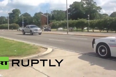 Mỹ: Xả súng nhằm vào cảnh sát, ít nhất 2 người chết