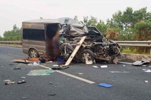 Vụ tai nạn xe Limousine khiến 2 người chết: Yêu cầu kiểm tra, xử lý trách nhiệm