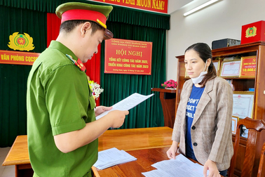 Nhận hàng tỷ đồng làm thủ tục nhà đất rồi bỏ trốn