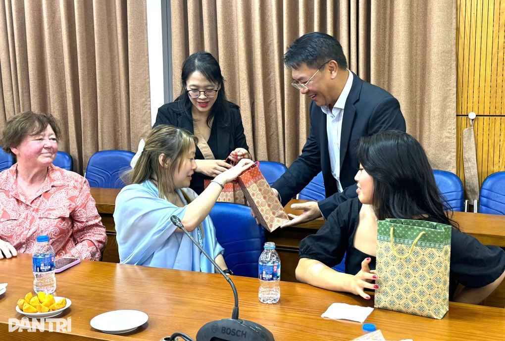 Các bạn lớn lên ở Thụy Điển nhưng trong tim luôn có dòng máu Việt Nam - 2