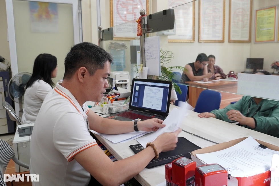 Cán bộ qua làm tư nhân được đánh giá tốt, nhận lương vượt trội - 5 Cán bộ qua làm tư nhân được đánh giá tốt, nhận lương vượt trội - 5