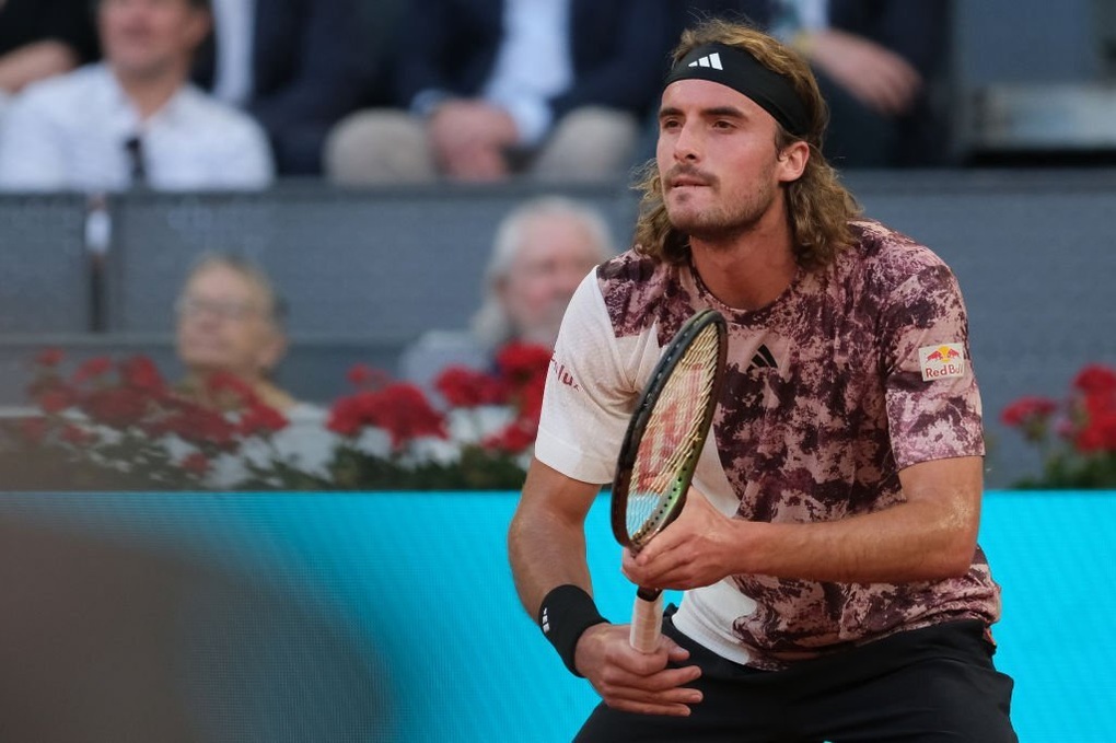 Medvedev bắt đầu tự tin ở Madrid Open - 3