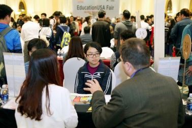 Ngày hội thông tin học bổng – Visa du học