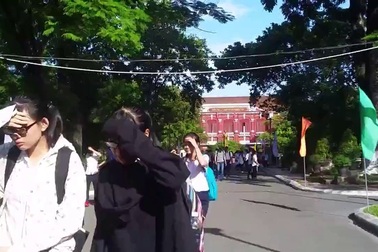 Thí sinh Huế nhận định đề Toán khá dài, có tính phân loại cao