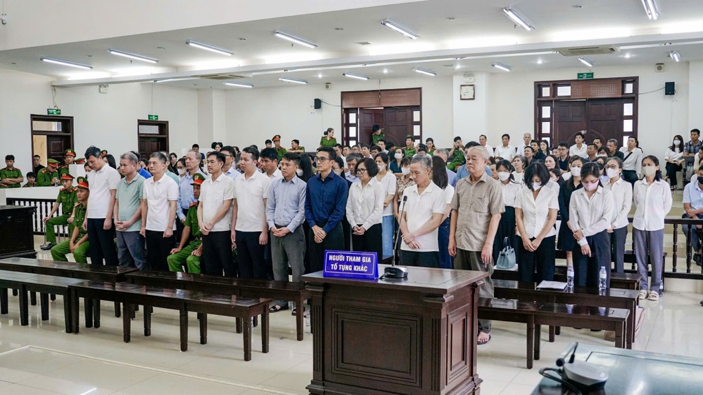 Vì sao cựu Chủ tịch FLC Trịnh Văn Quyết được giảm án tù? - 2 Vì sao cựu Chủ tịch FLC Trịnh Văn Quyết được giảm án tù? - 2