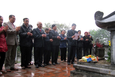 Hà Tĩnh: Dâng hương tưởng nhớ Hải Thượng Lãn Ông - Lê Hữu Trác