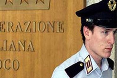 Chính khách và giới thể thao nói gì?