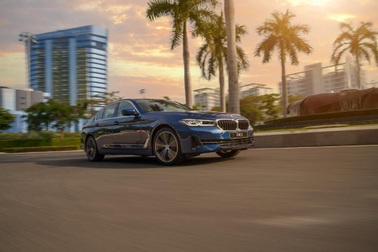 Cơ hội trúng BMW 5 Series cùng ưu đãi lên đến 700 triệu đồng
