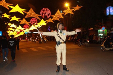 Giao thông “suôn sẻ” qua đêm Giao thừa và mùng một Tết