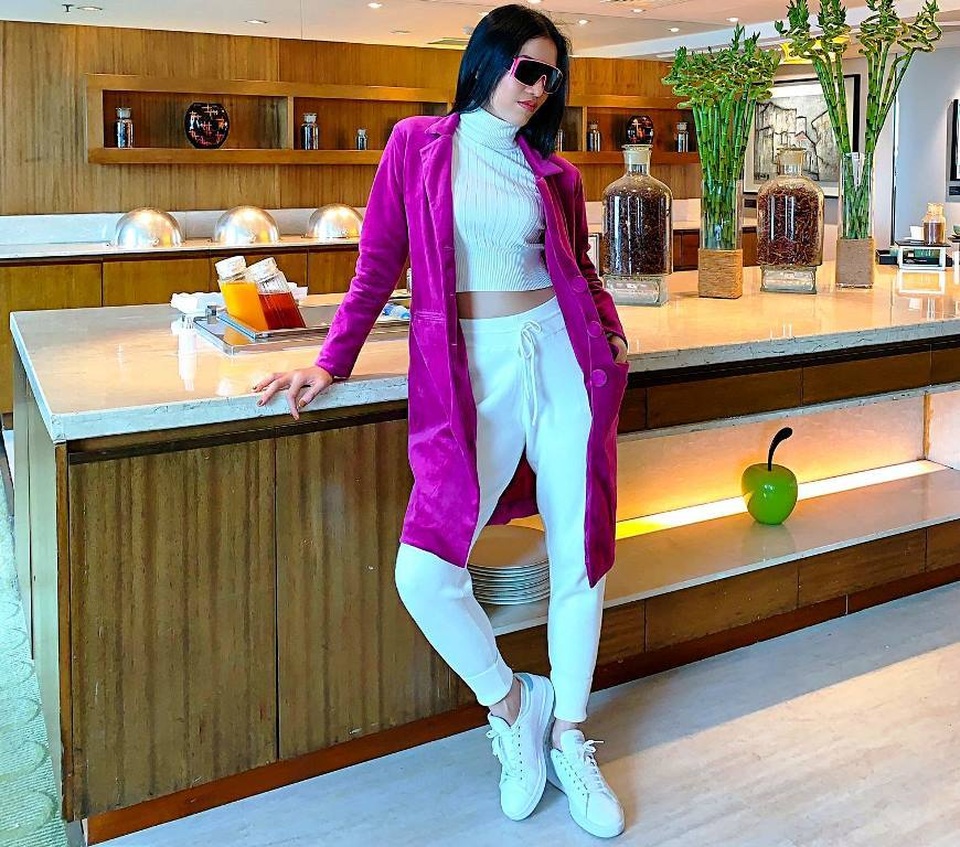 Cô gái Việt 27 tuổi yêu đại gia Mỹ 73 tuổi: Anh nhớ tôi đến phát khóc, cưng lắm - 6 Cô gái Việt 27 tuổi yêu đại gia Mỹ 73 tuổi: Anh nhớ tôi đến phát khóc, cưng lắm - 6