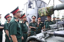 Bảo đảm tình trạng tốt nhất cho phương tiện tham gia diễu binh, diễu hành