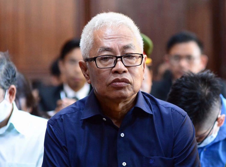 Ngân hàng Đông Á đòi bồi thường hàng ngàn tỷ đồng - 2 Ngân hàng Đông Á đòi bồi thường hàng ngàn tỷ đồng - 2