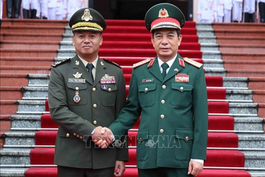 Đại tướng Phan Văn Giang tiếp đón Bộ trưởng Quốc phòng Campuchia