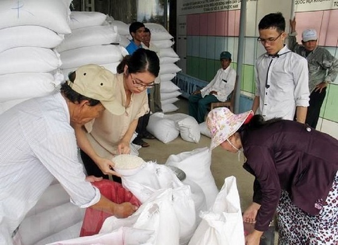 Thanh Hóa: Hỗ trợ gạo cho đồng bào dân tộc thiểu số trong công tác bảo vệ, phát triền rừng