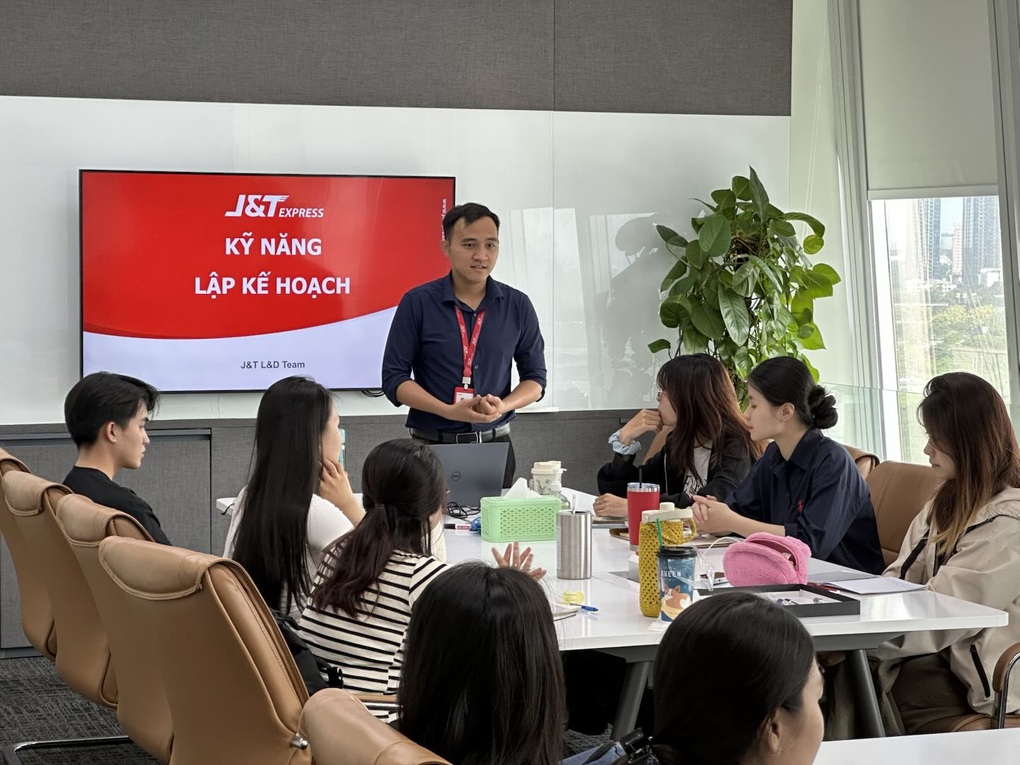 Chương trình Thực tập sinh - Tạo nguồn của JT Express Việt Nam: Bệ phóng cho giới trẻ - 2 Chương trình Thực tập sinh - Tạo nguồn của JT Express Việt Nam: Bệ phóng cho giới trẻ - 2