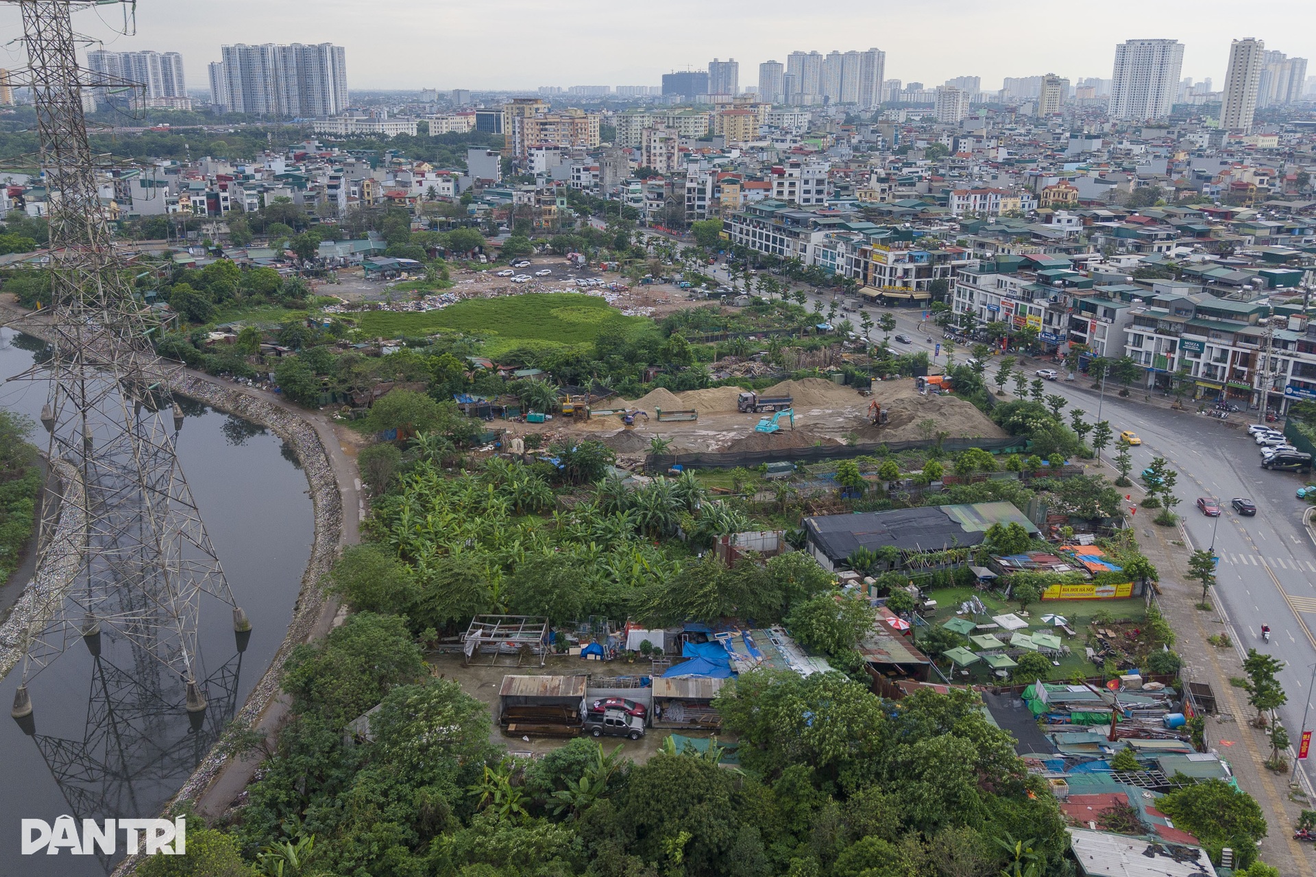 Hà Nội: Tháo dỡ loạt công trình vi phạm ở phường Hoàng Mai - 1