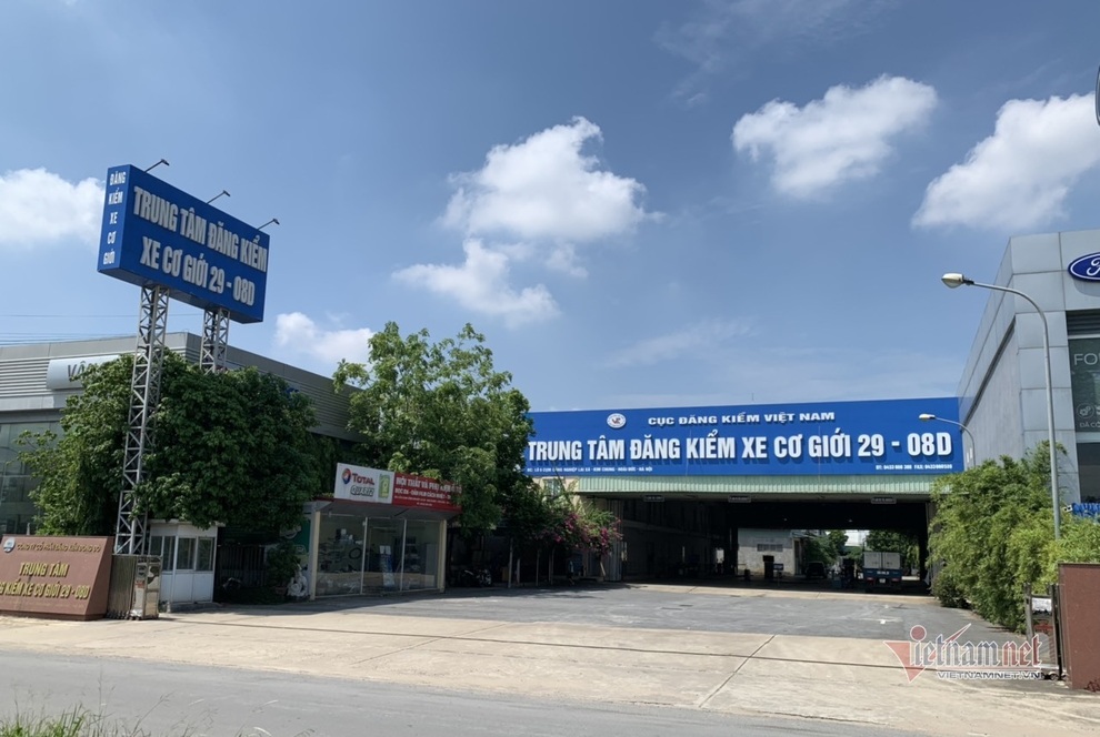 Đi đăng kiểm trong ngày giãn cách, vẫn cần chứng minh lý do - 2 Đi đăng kiểm trong ngày giãn cách, vẫn cần chứng minh lý do - 2