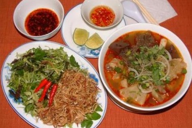 15 món ăn đặc sản Việt Nam được đề cử kỷ lục châu Á