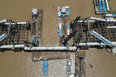 Cận cảnh hợp long cầu 800 tỷ đồng bắc qua sông Cần Thơ