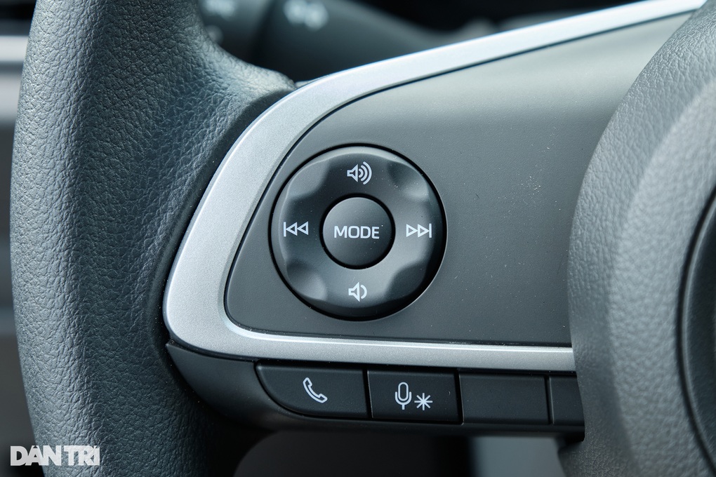 Toyota Wigo 2023 về đại lý, giá rẻ và nhiều trang bị hơn liệu có thoát ế? - 12 Toyota Wigo 2023 về đại lý, giá rẻ và nhiều trang bị hơn liệu có thoát ế? - 12