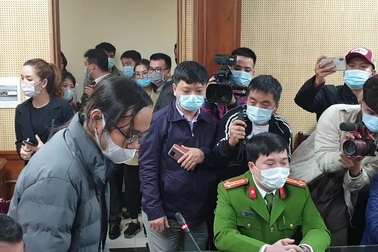 Người bố chia sẻ tâm trạng sau vụ việc con gái rơi từ tầng 12A