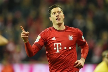 Lewandowski xếp trên Messi, Suarez ở cuộc đua vua phá lưới Champions League