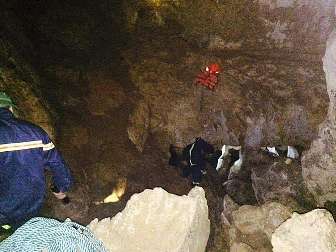 Cao Bằng: Một người rơi xuống hang sâu trong lúc đi tìm vàng - Ảnh 1. Cao Bằng: Một người rơi xuống hang sâu trong lúc đi tìm vàng - Ảnh 1.
