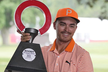 Rickie Fowler vô địch giải golf Rocket Mortgage Classic
