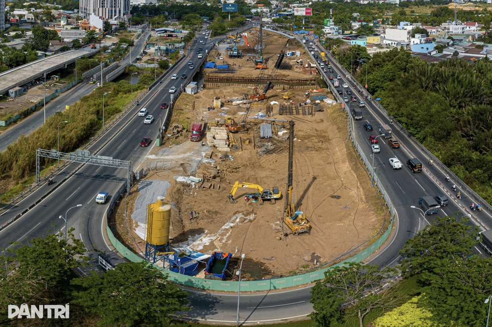 TPHCM cần phủ xanh thế nào khi hàng nghìn cây đã hy sinh cho dự án? - 5 TPHCM cần phủ xanh thế nào khi hàng nghìn cây đã hy sinh cho dự án? - 5