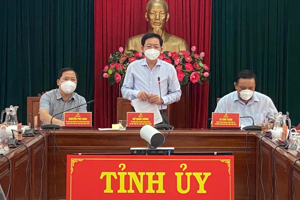 Bí thư Bình Định: Một số cán bộ còn lơ là phòng chống dịch - 1 Bí thư Bình Định: Một số cán bộ còn lơ là phòng chống dịch - 1