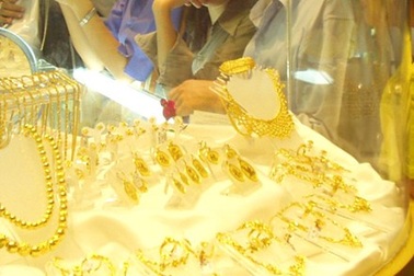 Kinh doanh vàng trang sức “chết đứng”