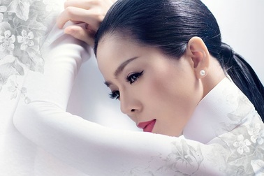 Ca sĩ Lệ Quyên lên tiếng về vụ 32.000 người sập bẫy lừa đảo 15.000 tỷ đồng tiền ảo