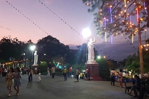 Giáng sinh rộn rã tại các nhà thờ TP Huế