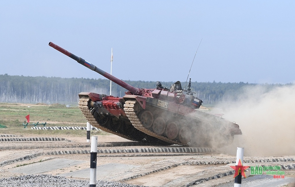 Đội xe tăng Việt Nam thi đấu giành suất vào chung kết tại Army Games 2022 - 2 Đội xe tăng Việt Nam thi đấu giành suất vào chung kết tại Army Games 2022 - 2