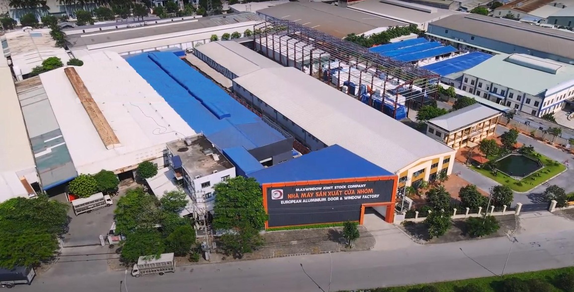 Max Window vào Top 10 hàng Việt tốt vì quyền lợi người tiêu dùng - 1 Max Window vào Top 10 hàng Việt tốt vì quyền lợi người tiêu dùng - 1