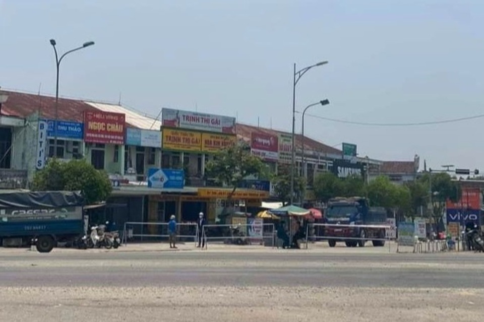 Thừa Thiên Huế cách ly toàn bộ một xã - 5 Thừa Thiên Huế cách ly toàn bộ một xã - 5