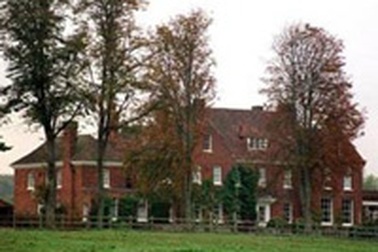 Phó thủ tướng Anh mất nhà vì chuyện tình ái