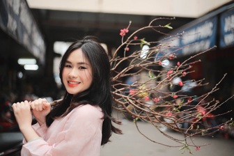 10 loài hoa Tết đặc trưng tại Việt Nam và cách gọi chuẩn tiếng Anh dễ nhớ