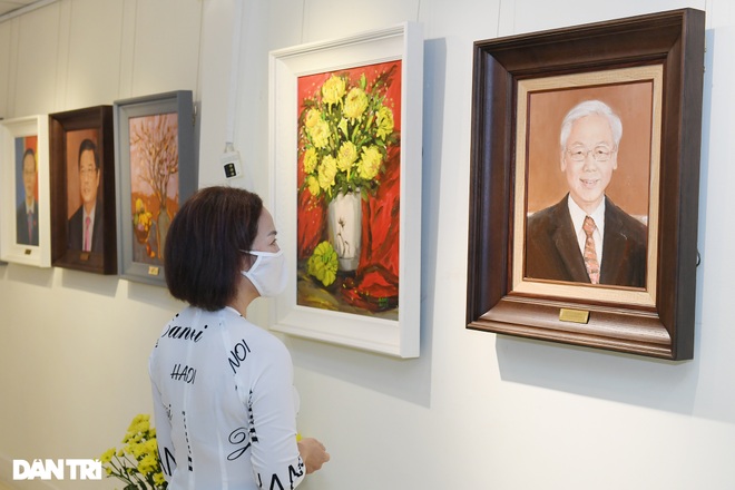 Trưng bày triển lãm: Đất nước vào xuân, thời cơ mới vận hội mới - 14 Trưng bày triển lãm: Đất nước vào xuân, thời cơ mới vận hội mới - 14