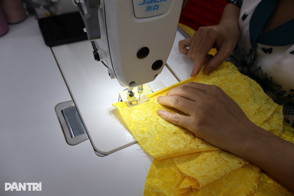 Hành trình bầm dập từ anh công nhân đến ông chủ 5 xưởng may - 2 Hành trình bầm dập từ anh công nhân đến ông chủ 5 xưởng may - 2