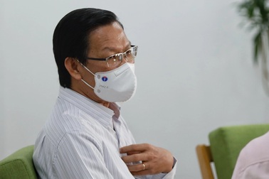 70 phút livestream giải đáp thắc mắc từ người dân của ông Phan Văn Mãi