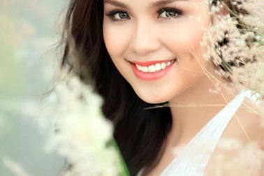 Sao 24h: Hoa hậu Diễm Hương trưng kết quả xét nghiệm ma túy