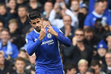 Màn ăn mừng đầy cảm động của các cầu thủ Chelsea