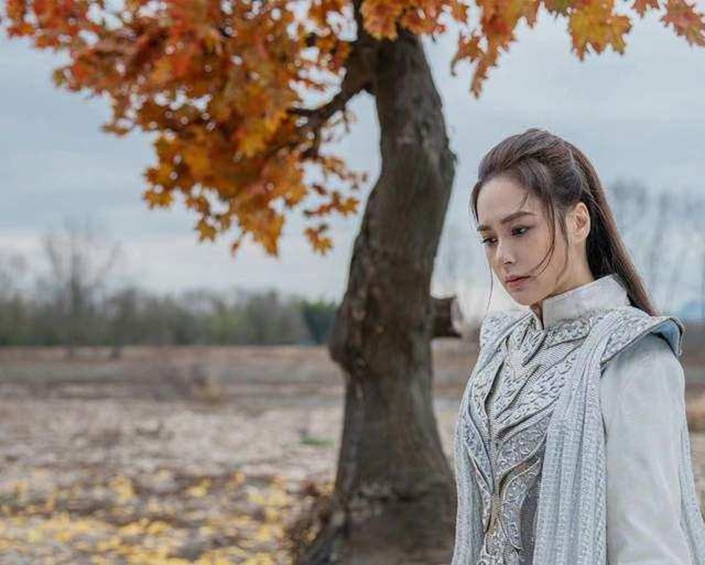 Chung Hân Đồng bị đánh giá không hợp khi vào vai Đát Kỷ - 4 Chung Hân Đồng bị đánh giá không hợp khi vào vai Đát Kỷ - 4