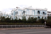 Chưa thoát án bán lụa Trung Quốc: Khaisilk âm thầm bán 2 lâu đài ngàn tỷ