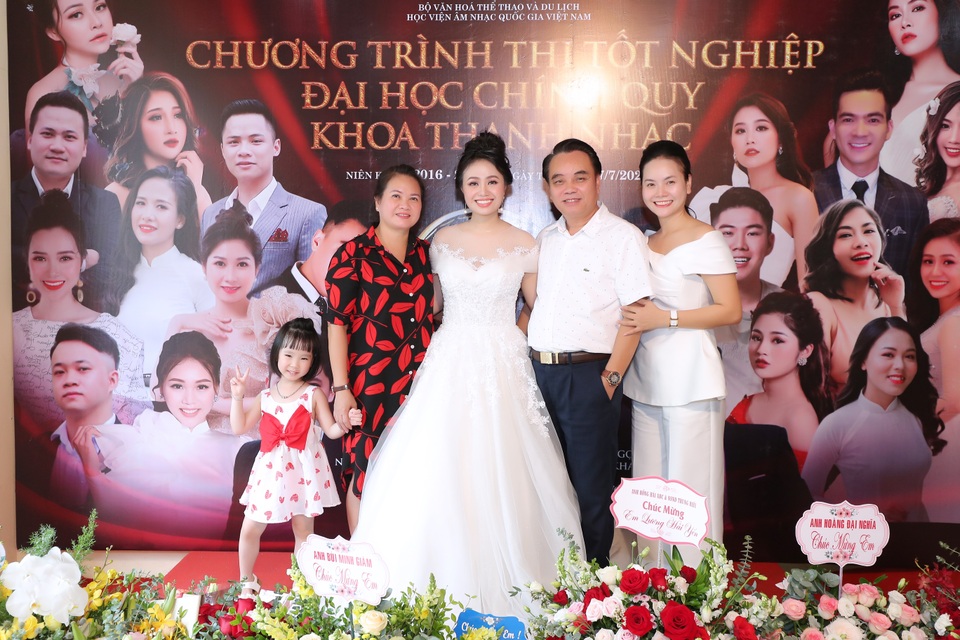 Sao mai Lương Hải Yến xuất sắc giành điểm 10 tốt nghiệp - 3 Sao mai Lương Hải Yến xuất sắc giành điểm 10 tốt nghiệp - 3