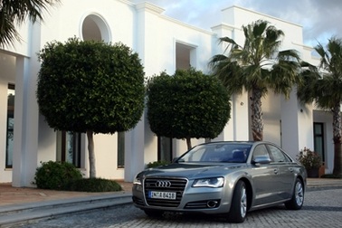 Bổ sung, điều chỉnh giá tính phí trước bạ một số loại ô tô