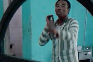 Đánh đòn tâm lý với phạm nhân nhiễm “H” hạ sát bạn tù