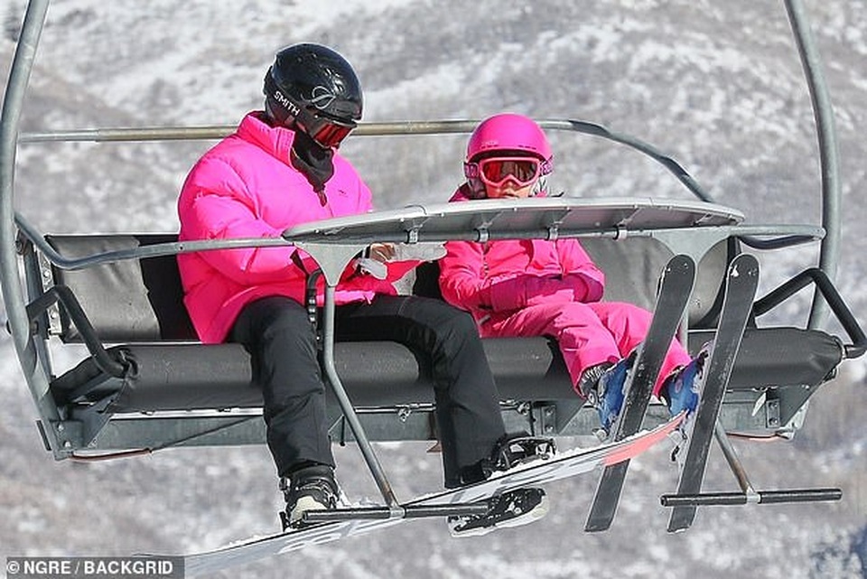 Sofia Richie đón năm mới cùng con riêng của bạn trai - 2 Sofia Richie đón năm mới cùng con riêng của bạn trai - 2